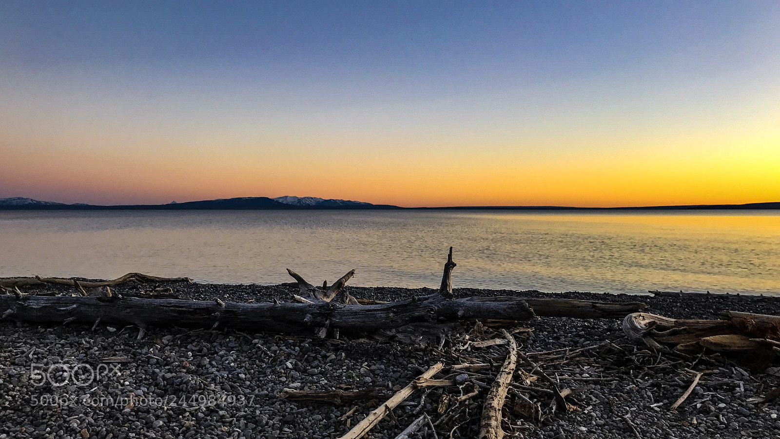 Apple iPhone 7 sample photo. Sunset at lake yellowstone photography