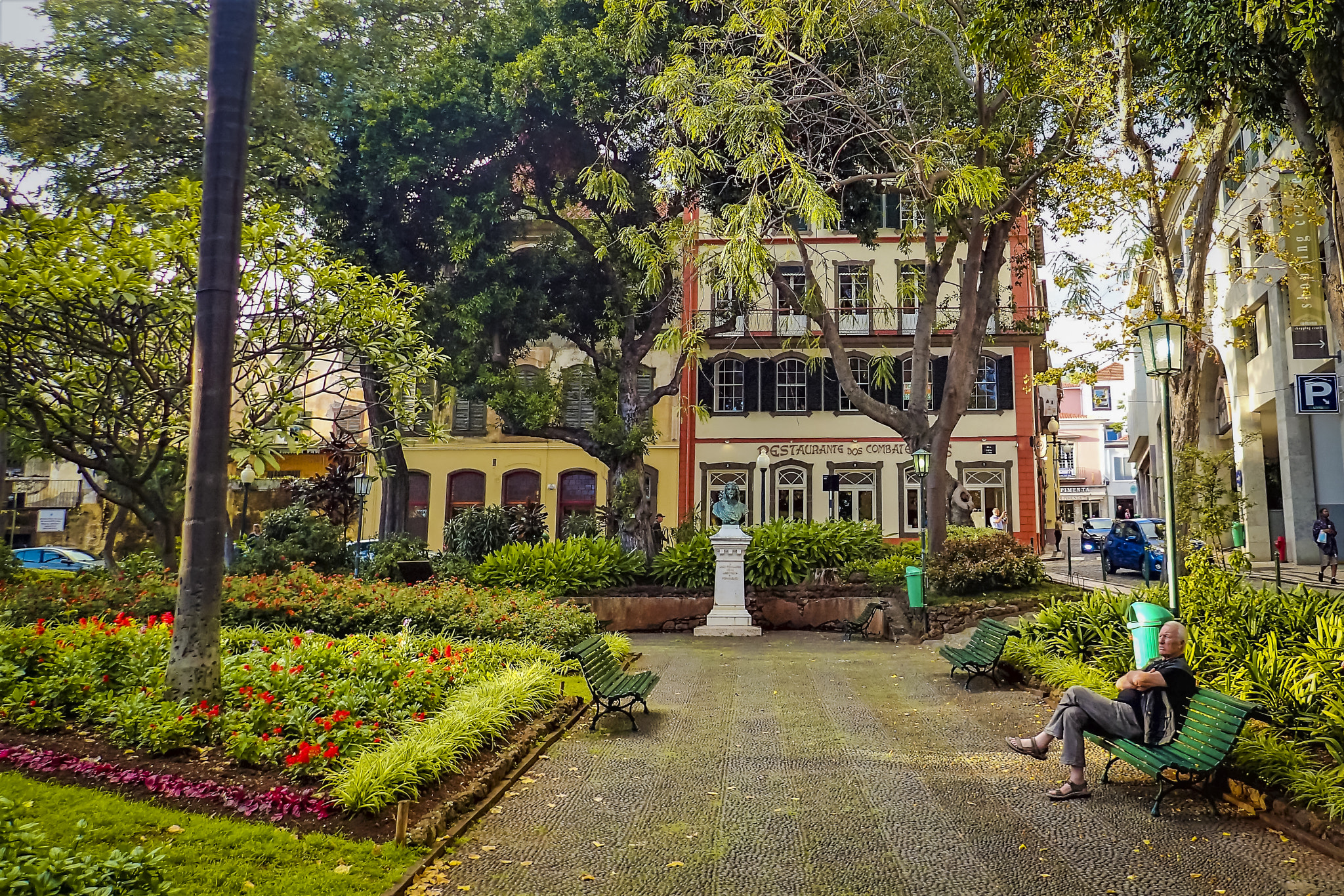 Olympus TG-3 sample photo. Funchal, madeira / portugal - city carden photography