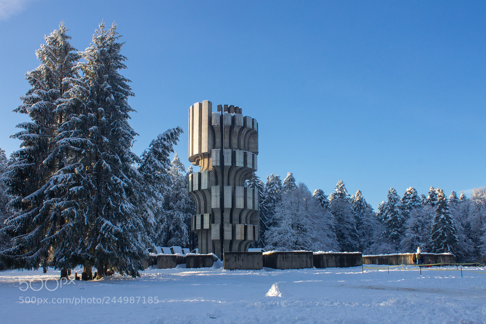 Canon EOS 1100D (EOS Rebel T3 / EOS Kiss X50) sample photo. Monument on kozara mt photography