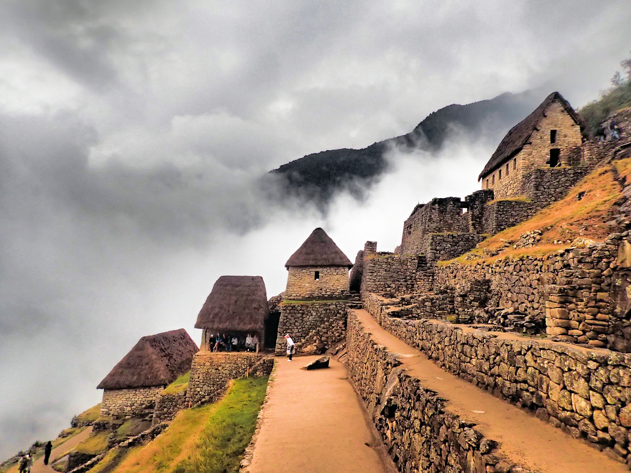 Olympus TG-1 sample photo. Machu picchu in the rain photography