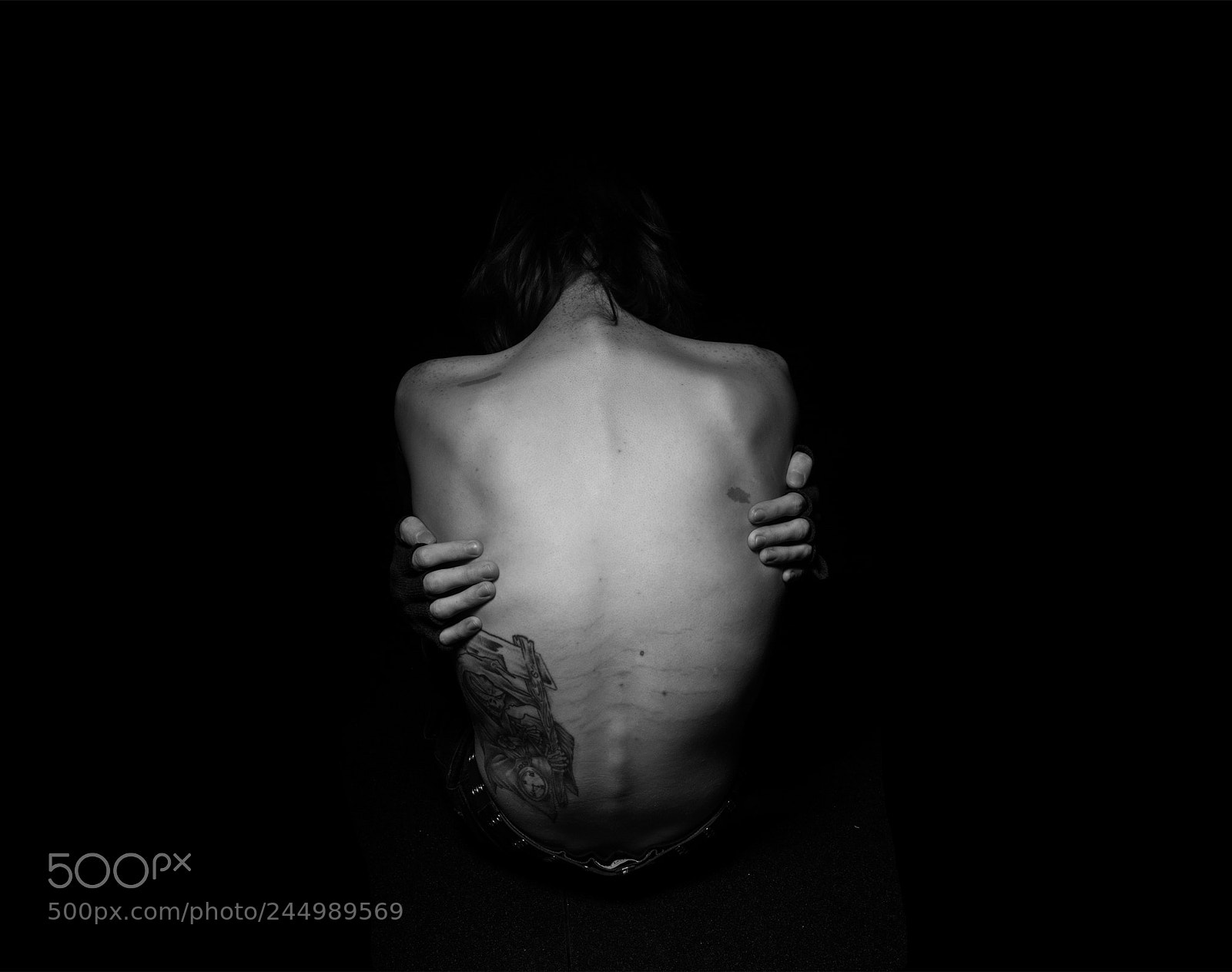 Nikon D90 sample photo. A human shield photography