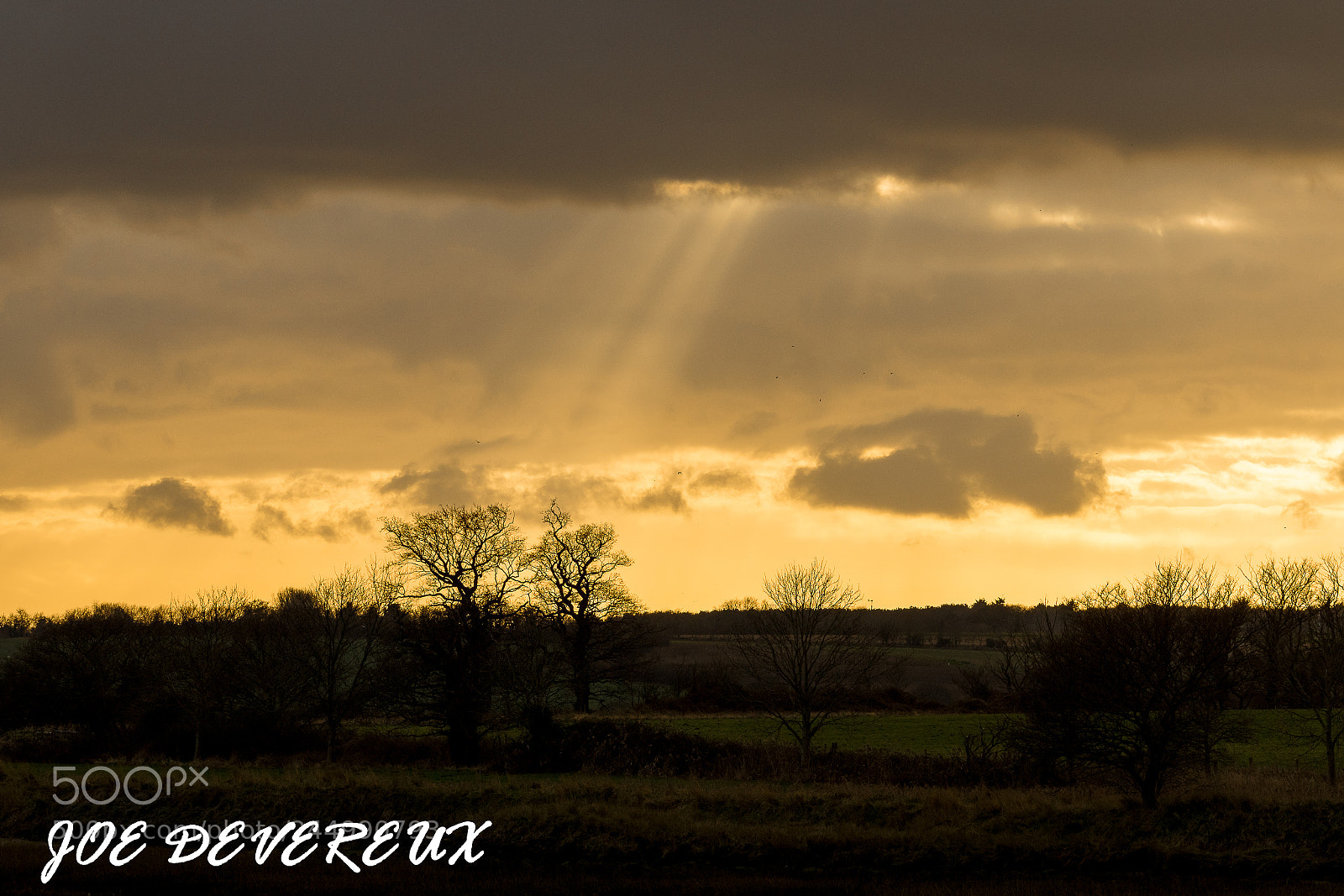 Canon EOS 7D Mark II sample photo. Rays of light photography