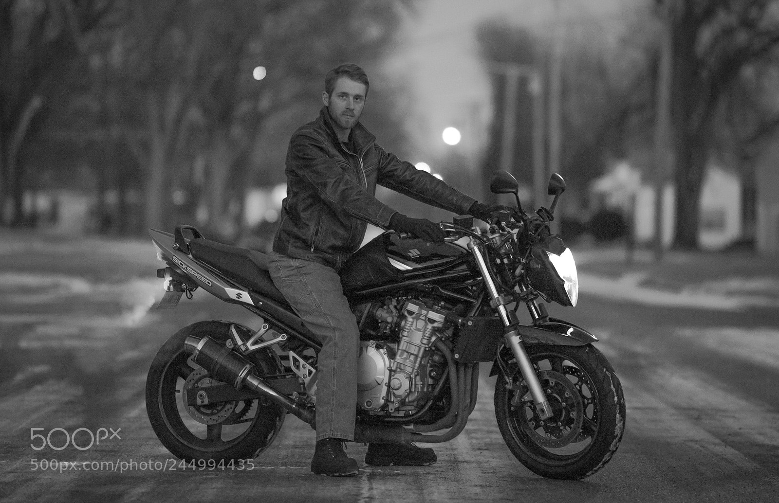 Nikon D3 sample photo. Suzuki photography