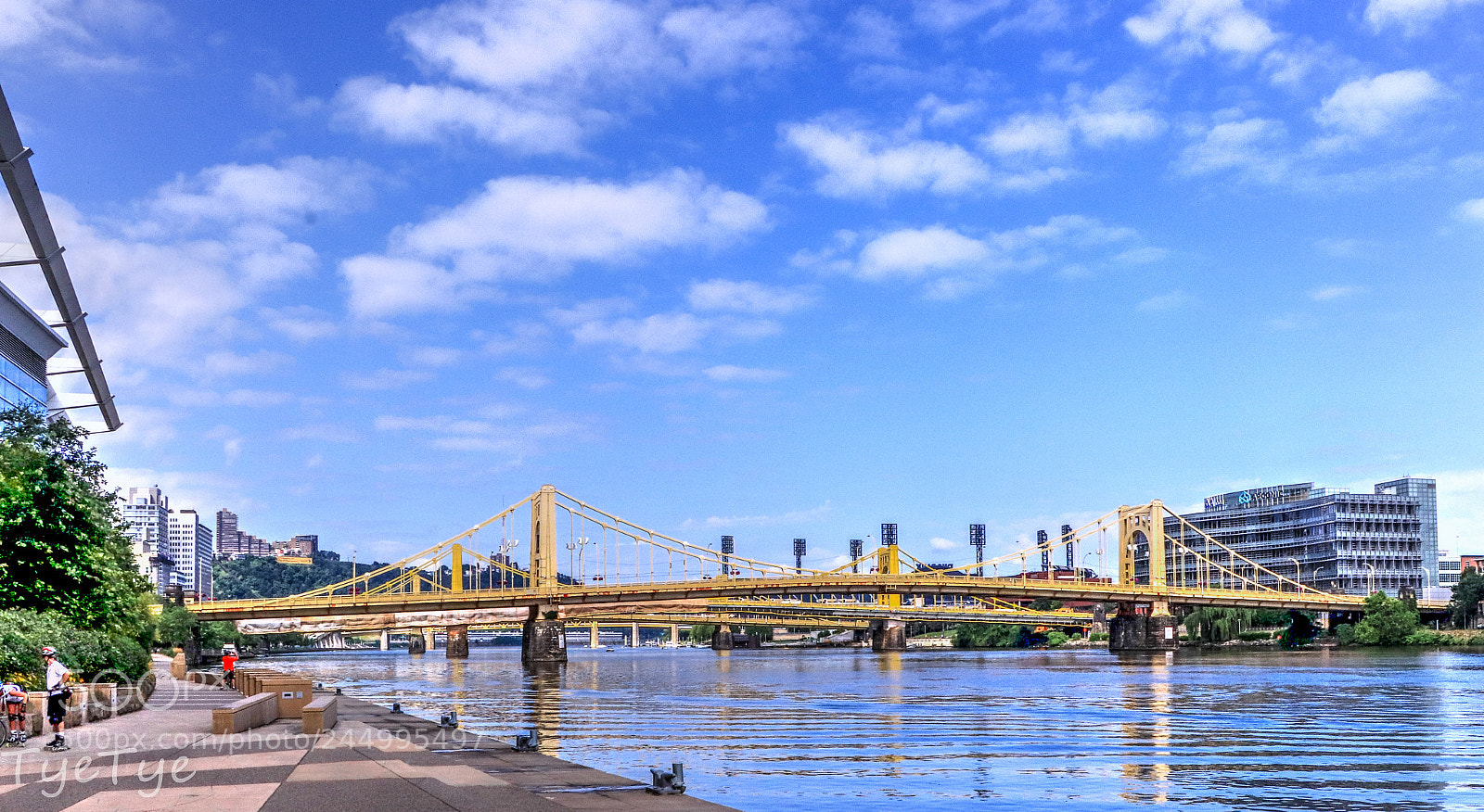 Canon EOS 800D (EOS Rebel T7i / EOS Kiss X9i) sample photo. Pittsburgh water front photography
