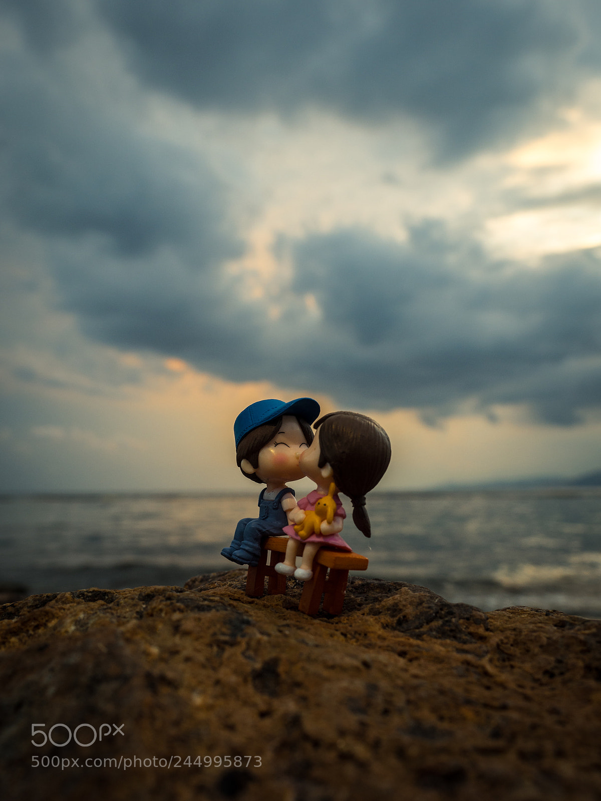Olympus OM-D E-M10 sample photo. Love me more ! photography