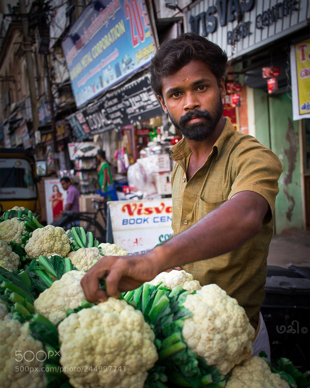 Canon EOS 550D (EOS Rebel T2i / EOS Kiss X4) sample photo. Cauliflower? photography
