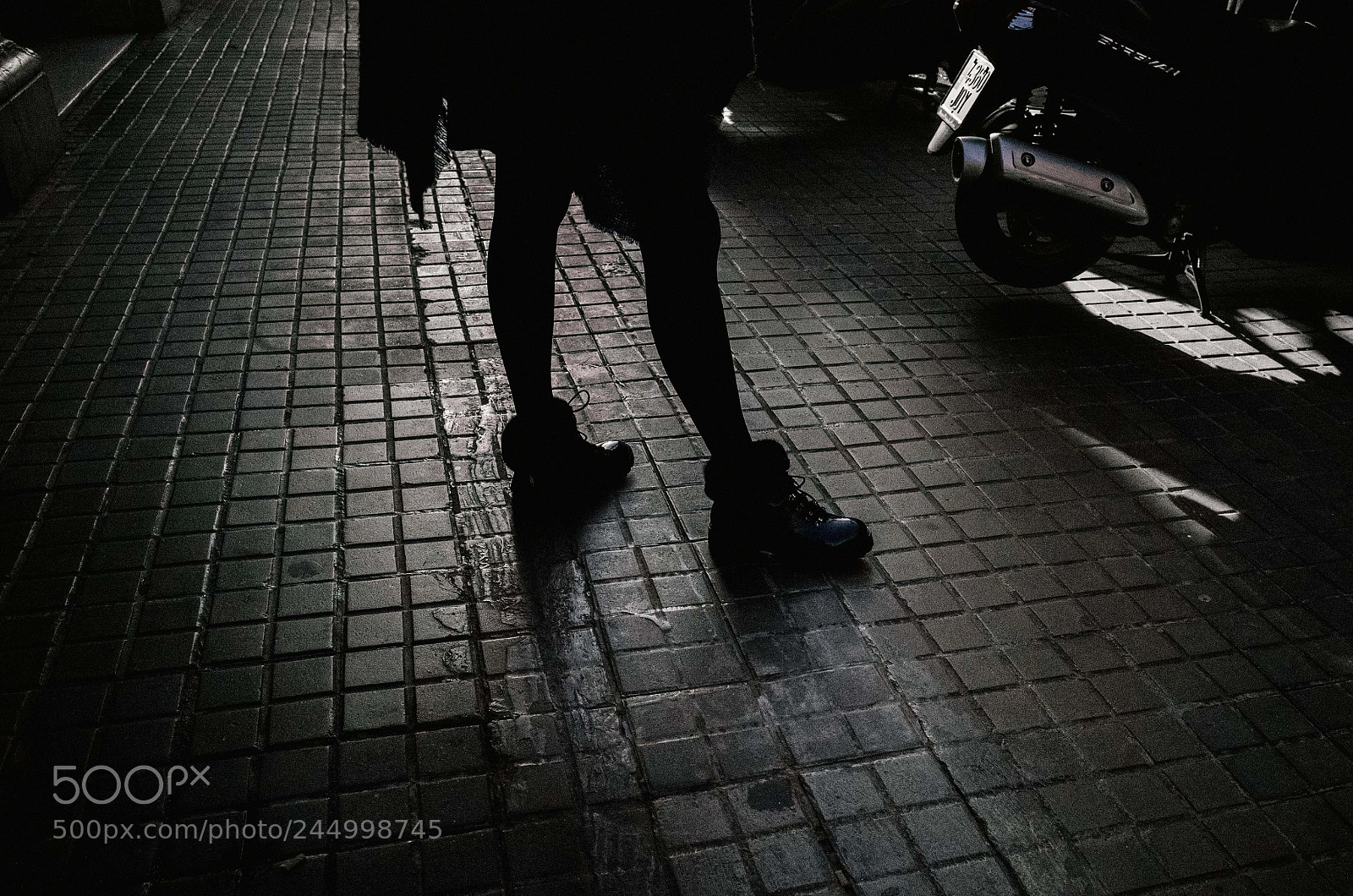 Ricoh GR sample photo. Shiny boots in shade photography