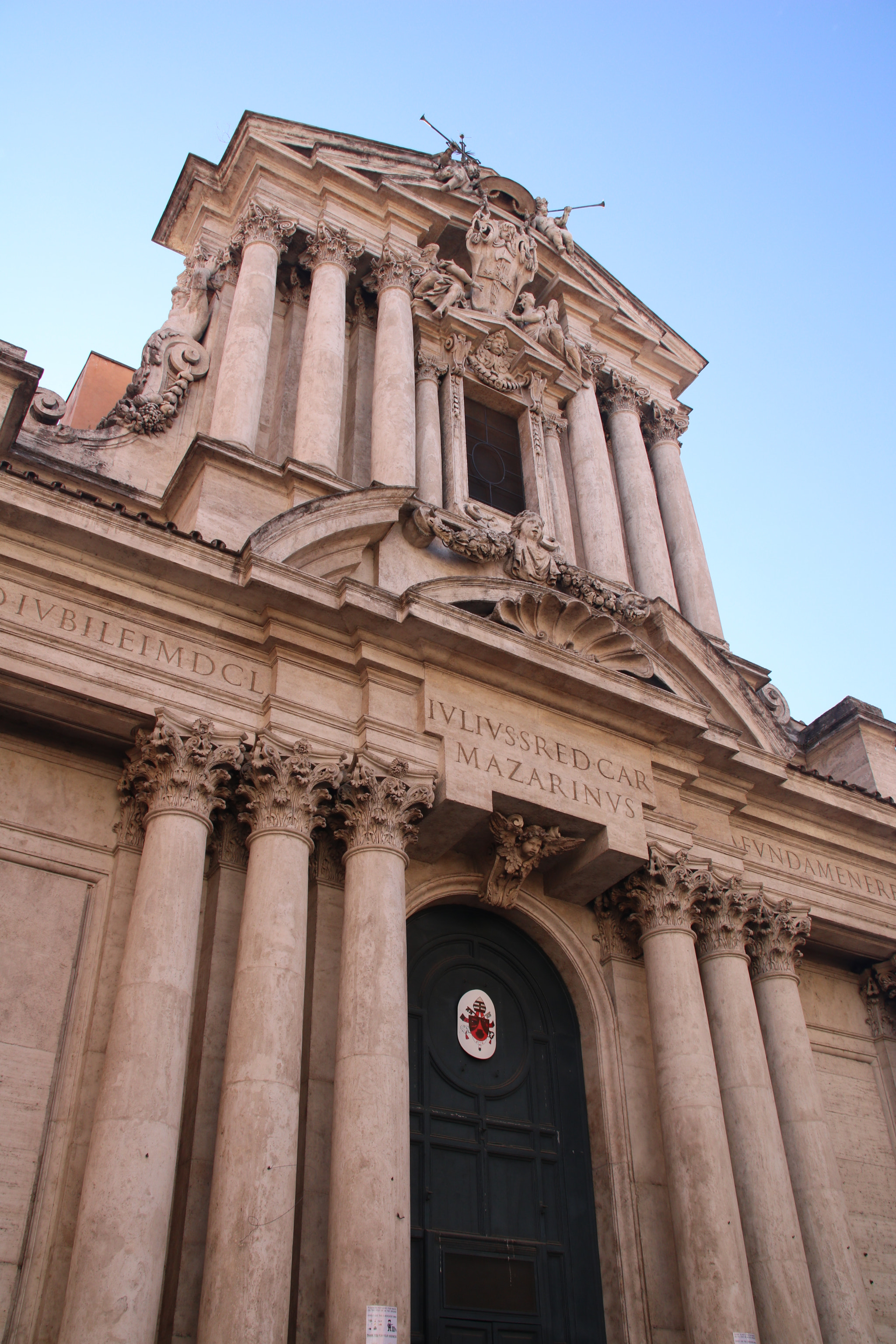 Sigma 18-200mm f/3.5-6.3 DC OS sample photo. Across from the trevi photography