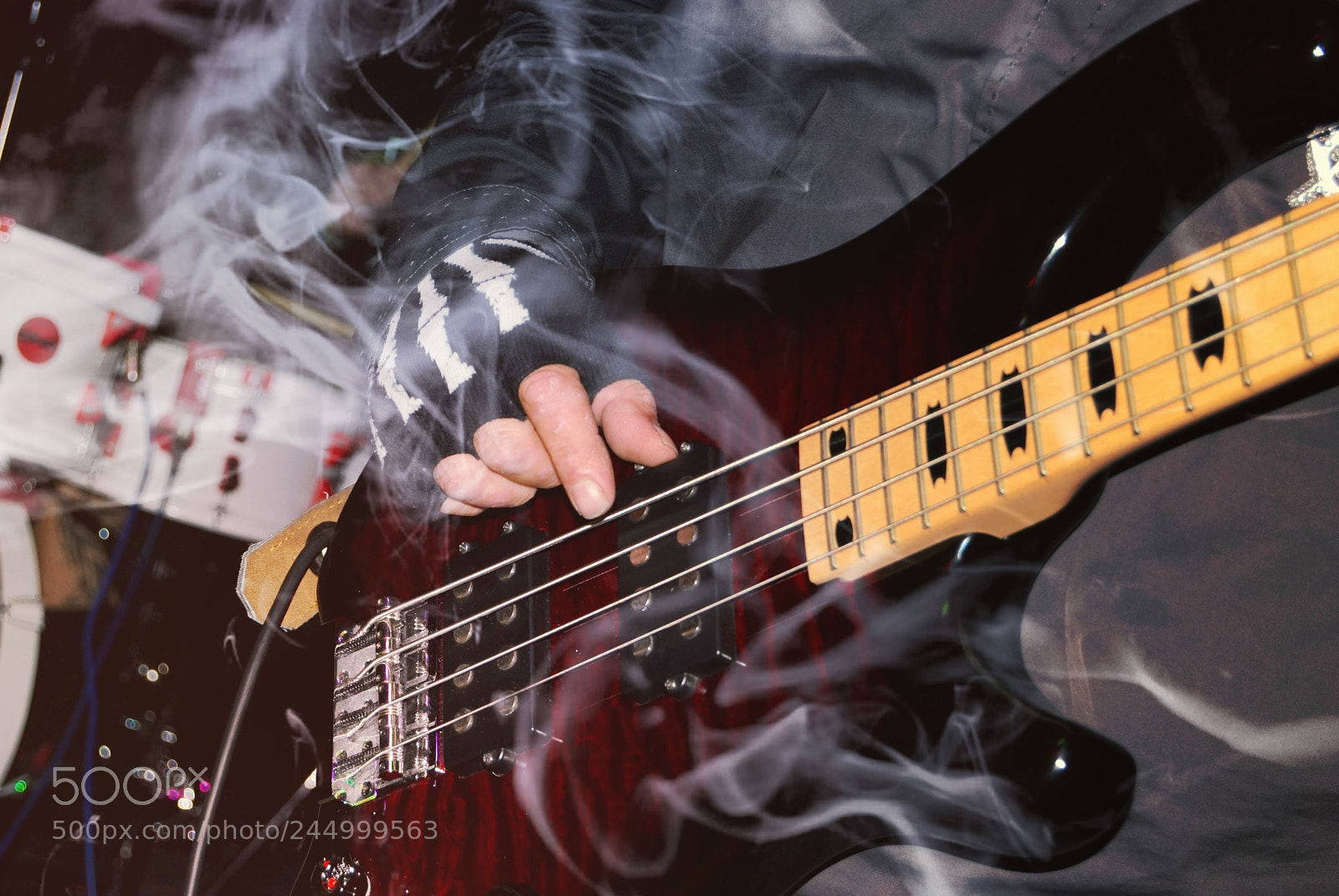 Nikon D40X sample photo. Guitars & smoke photography
