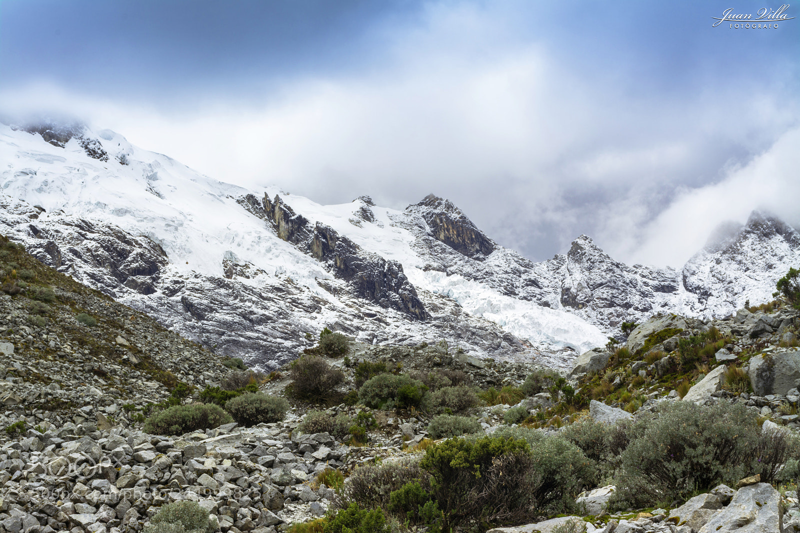 Nikon D7100 sample photo. Caminando por las montan photography