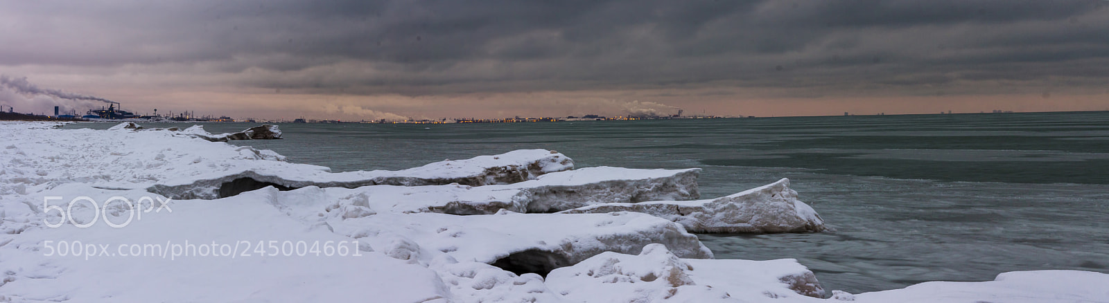 Canon EOS 650D (EOS Rebel T4i / EOS Kiss X6i) sample photo. Marquette shore dawn panorama photography