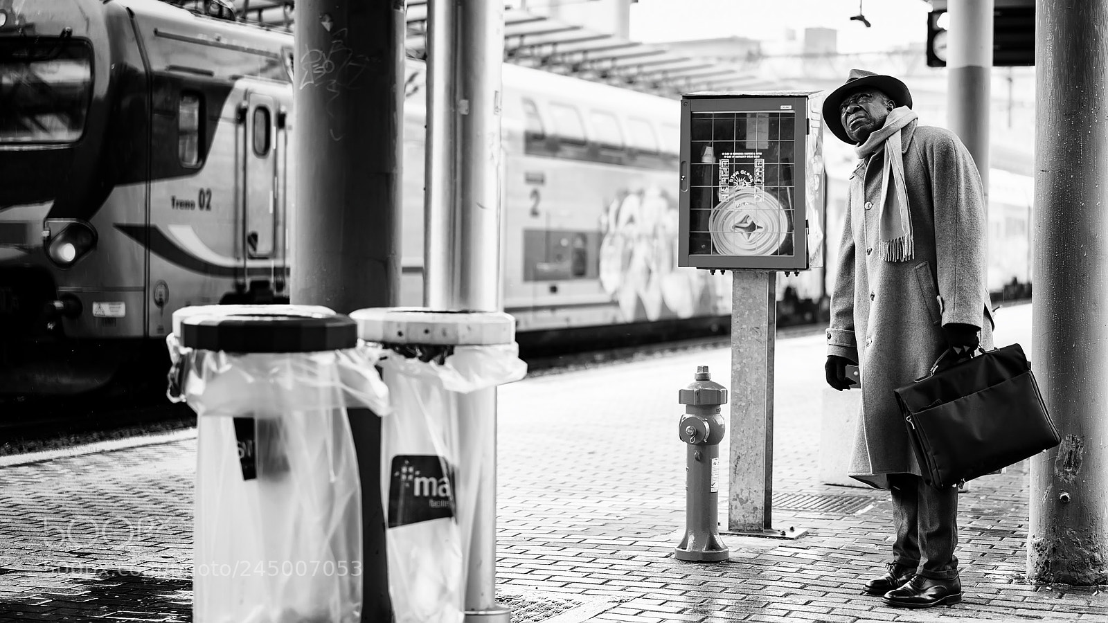 Sony a7R II sample photo. Railway station #577 photography