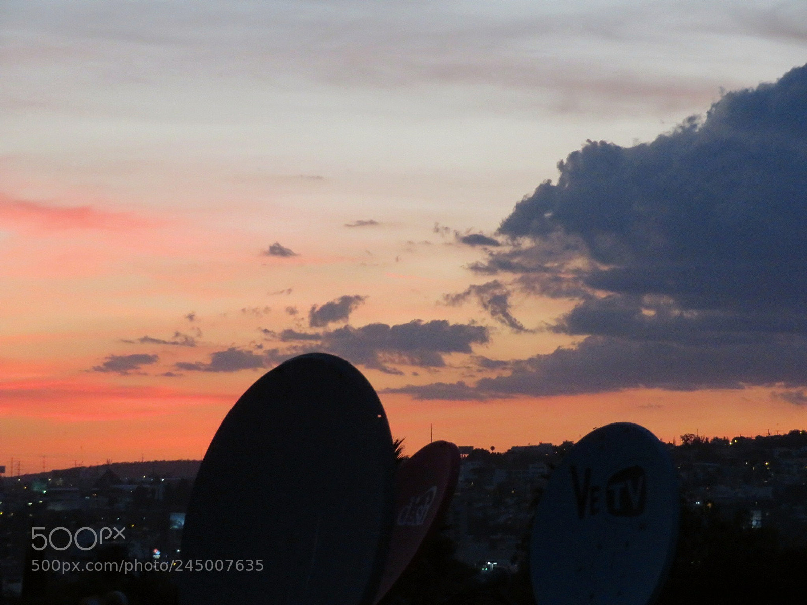 Canon PowerShot SX720 HS sample photo. Atardecer en la azotea photography