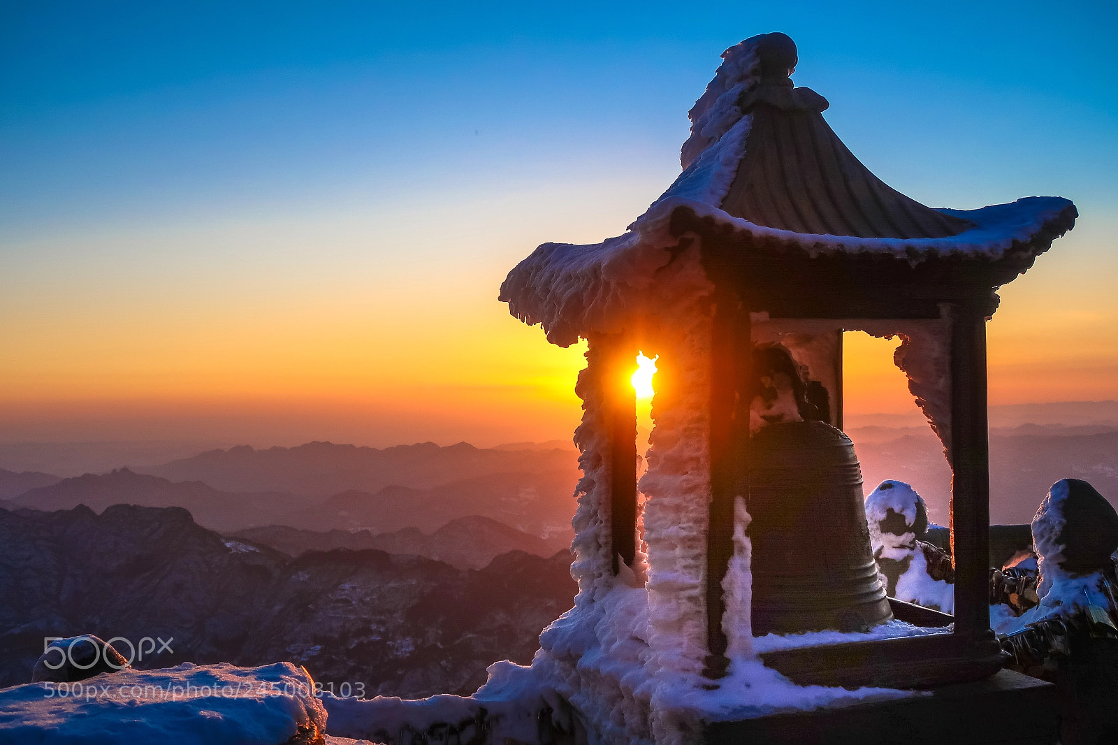 Canon PowerShot G7 X Mark II sample photo. Wudamg mountain sunrise photography