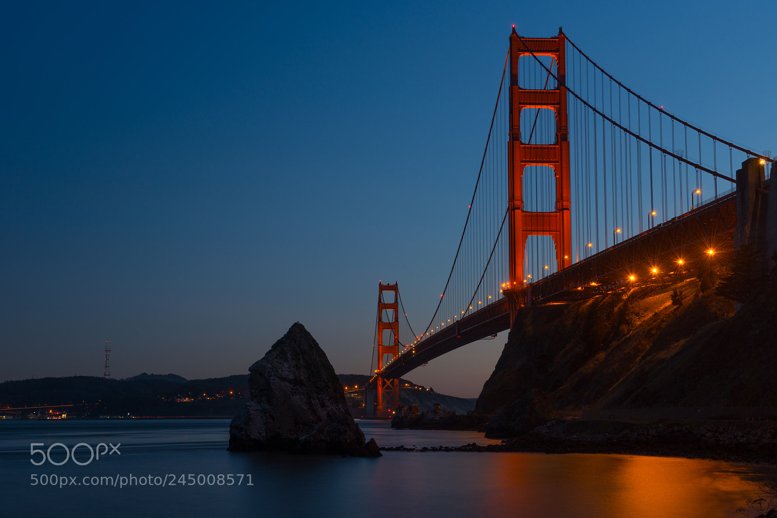 Nikon D800 sample photo. A golden gate in photography