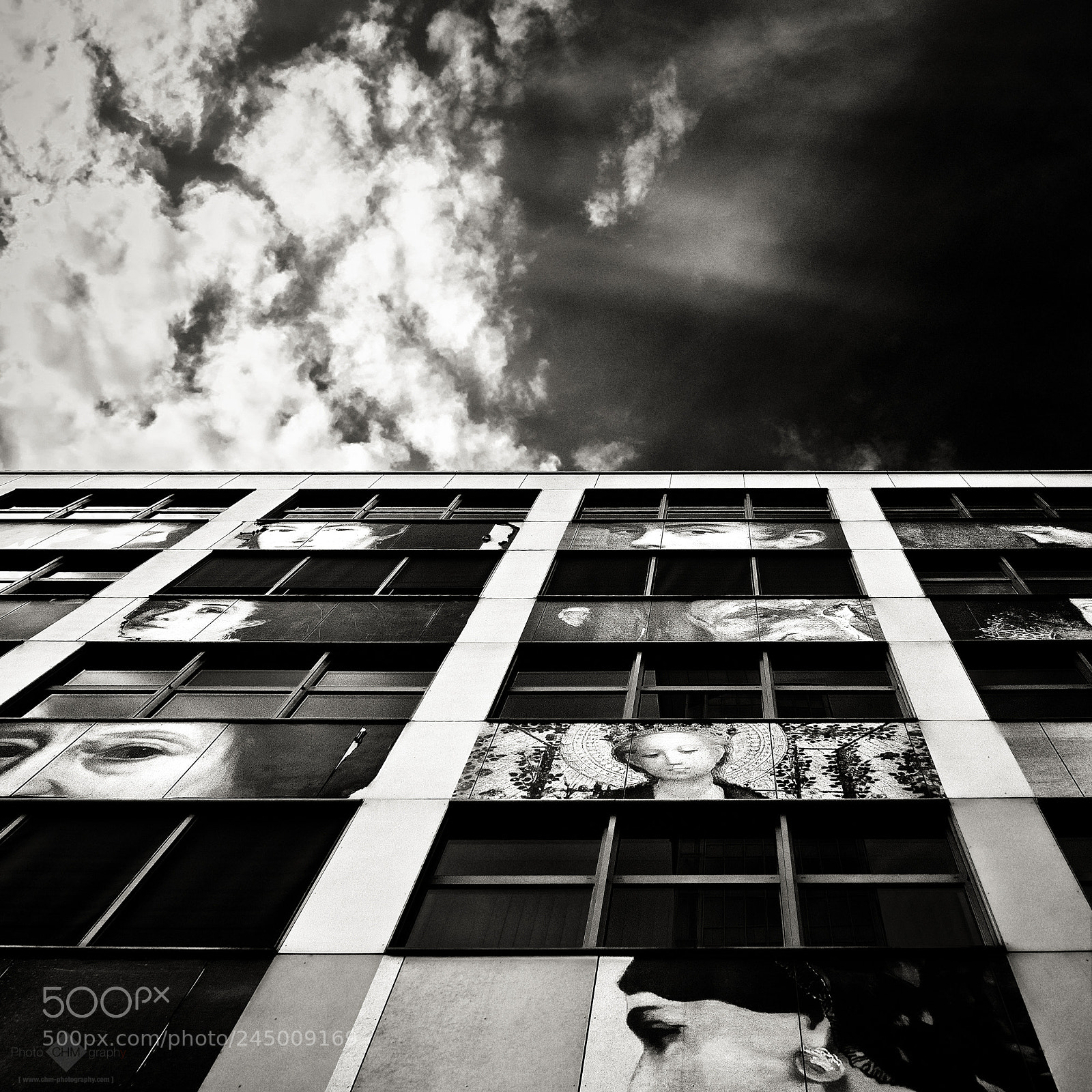 Nikon D7100 sample photo. Pictures on a facade photography