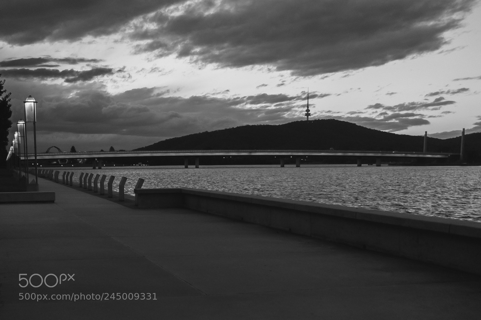 Sony a7 II sample photo. Lake burley griffin photography