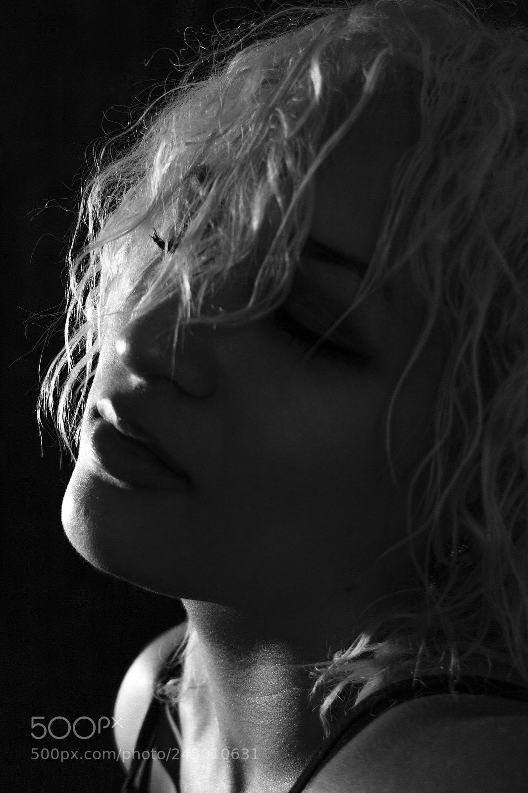 Canon EOS M3 sample photo. Lola in monochrome photography