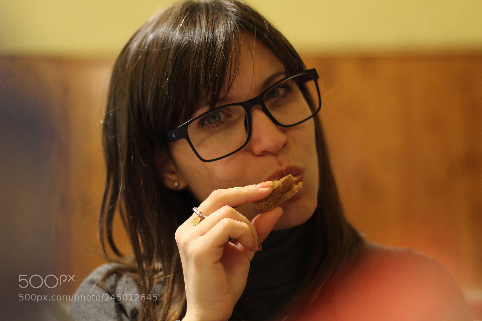 Canon EOS 1300D (EOS Rebel T6 / EOS Kiss X80) + Canon EF 50mm F1.8 STM sample photo. Valentina photography