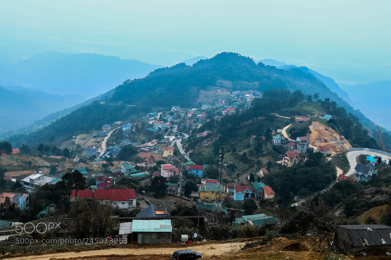 Canon EOS 760D (EOS Rebel T6s / EOS 8000D) sample photo. Tamdao in the mist photography