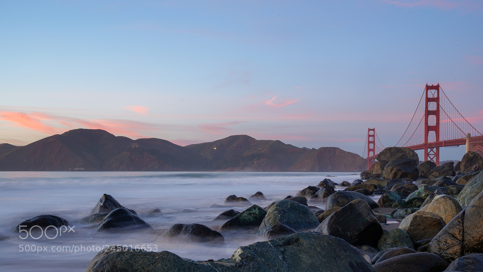 Sony a7R III sample photo. Gate photography