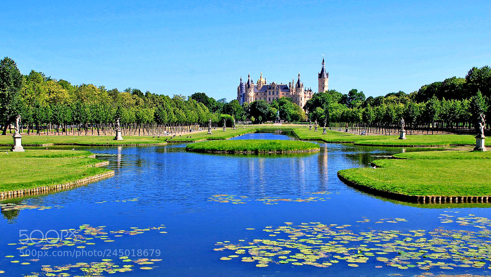 Nikon D60 sample photo. Castle of schwerin photography