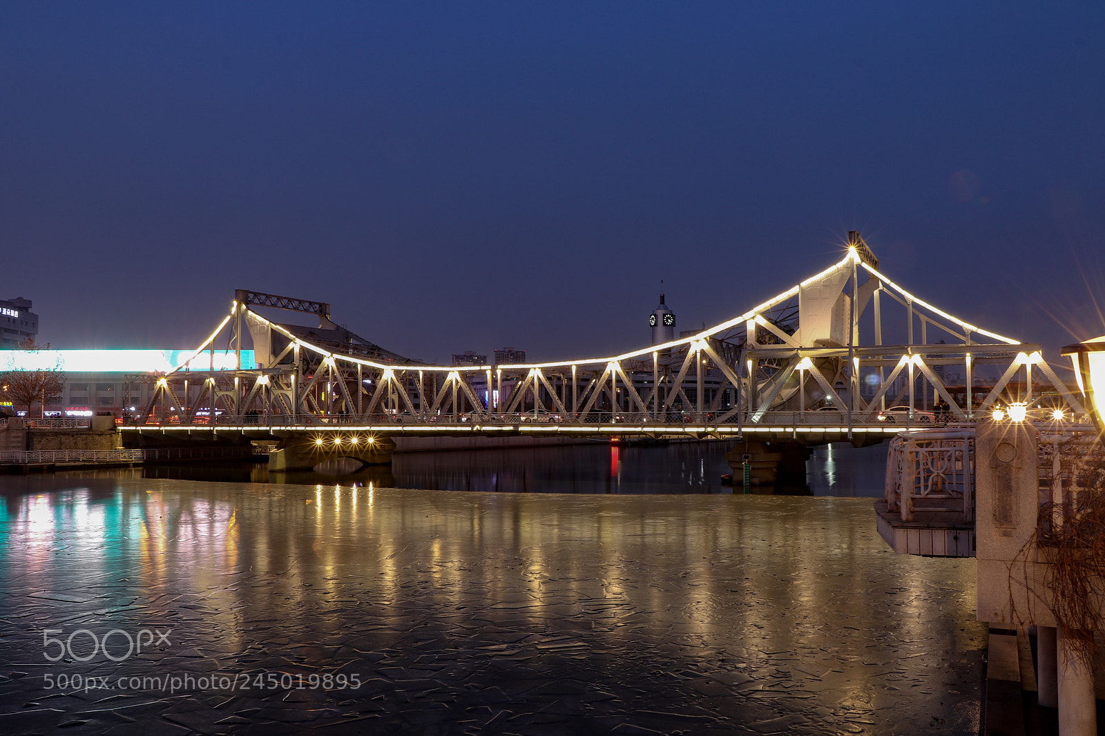 Canon EOS 800D (EOS Rebel T7i / EOS Kiss X9i) sample photo. Bridge in tianjin photography