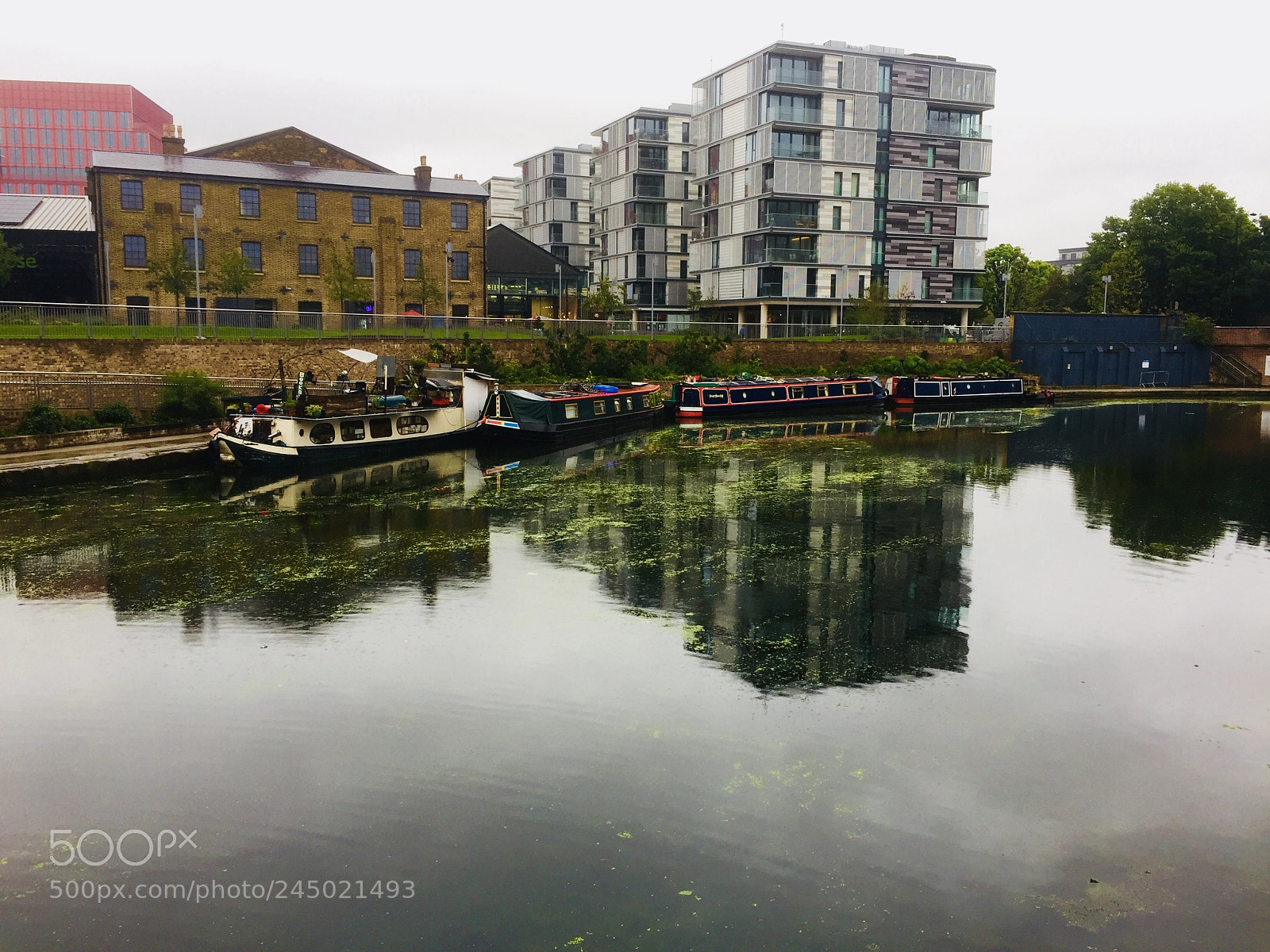 Apple iPhone 6 Plus sample photo. Boats at regent's canal photography