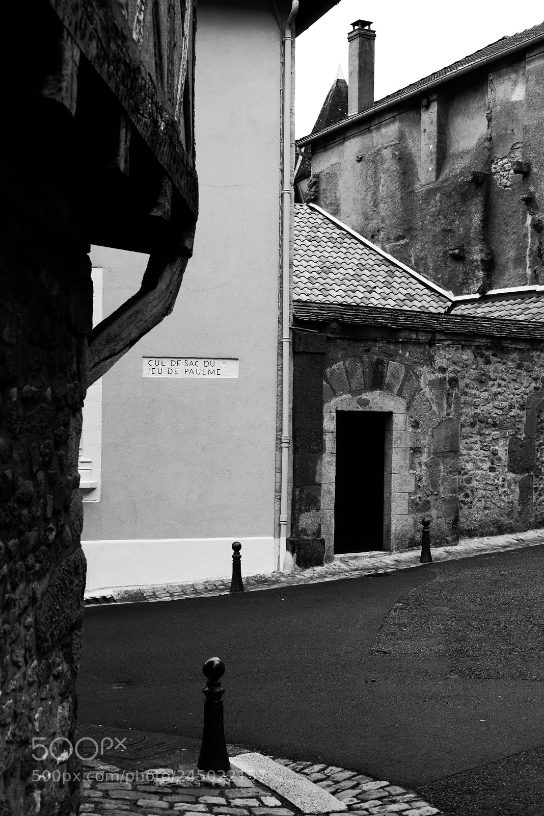 Nikon D750 + Nikon AF-S Nikkor 50mm F1.8G sample photo. Autun photography