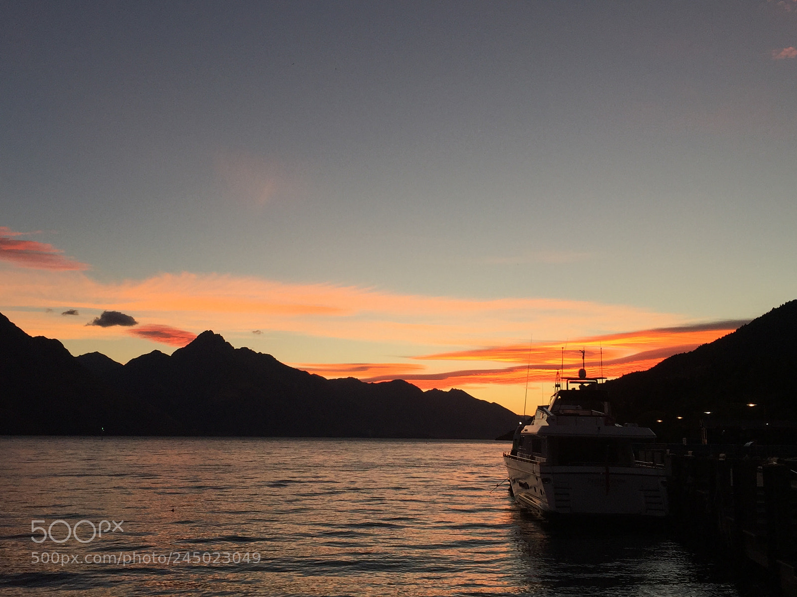 Apple iPhone 6 sample photo. Sunset queenstown photography