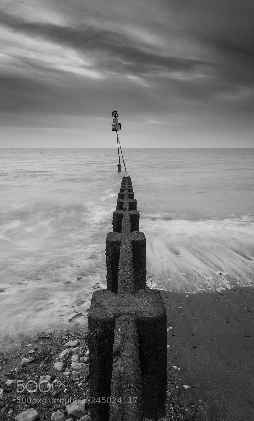 Canon EOS 100D (EOS Rebel SL1 / EOS Kiss X7) sample photo. Hunstanton beach. photography