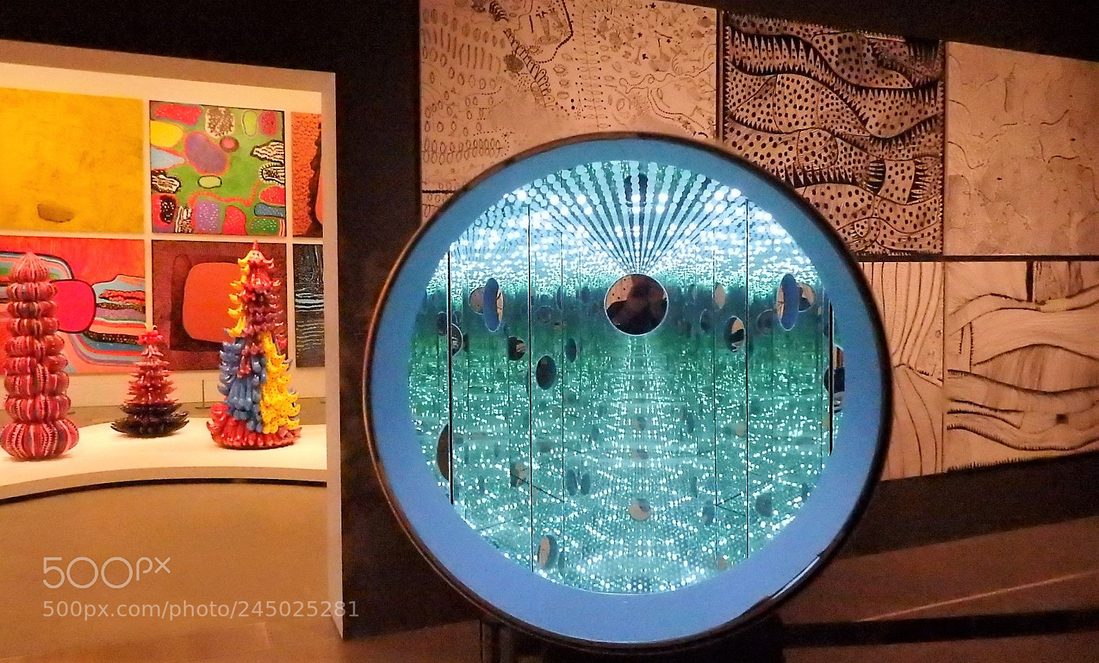 Olympus SP-100EE sample photo. The magic of mirrors photography