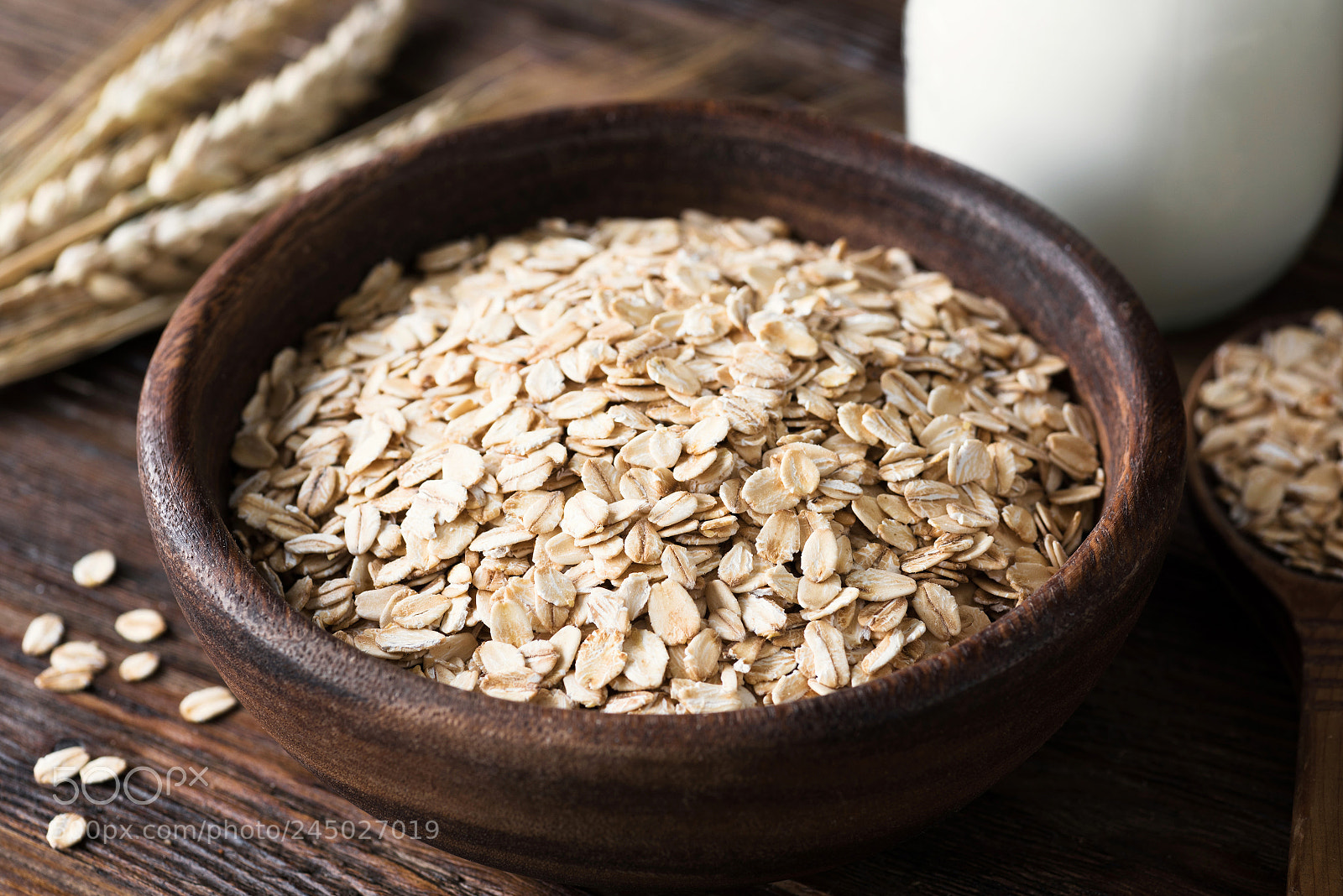 Nikon D810 sample photo. Rolled oats in wooden photography