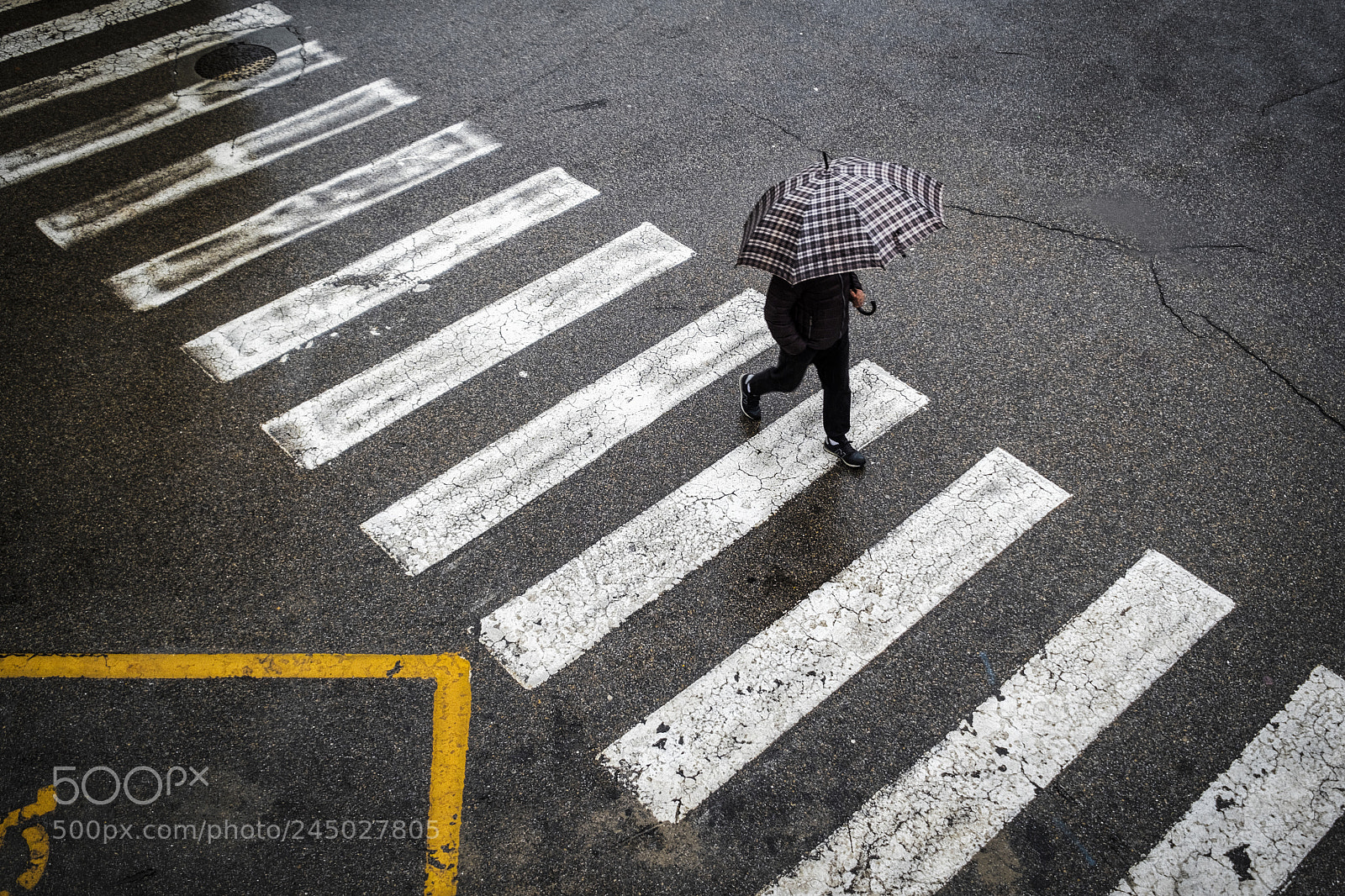 Fujifilm X-Pro2 sample photo. Umbrella composition photography