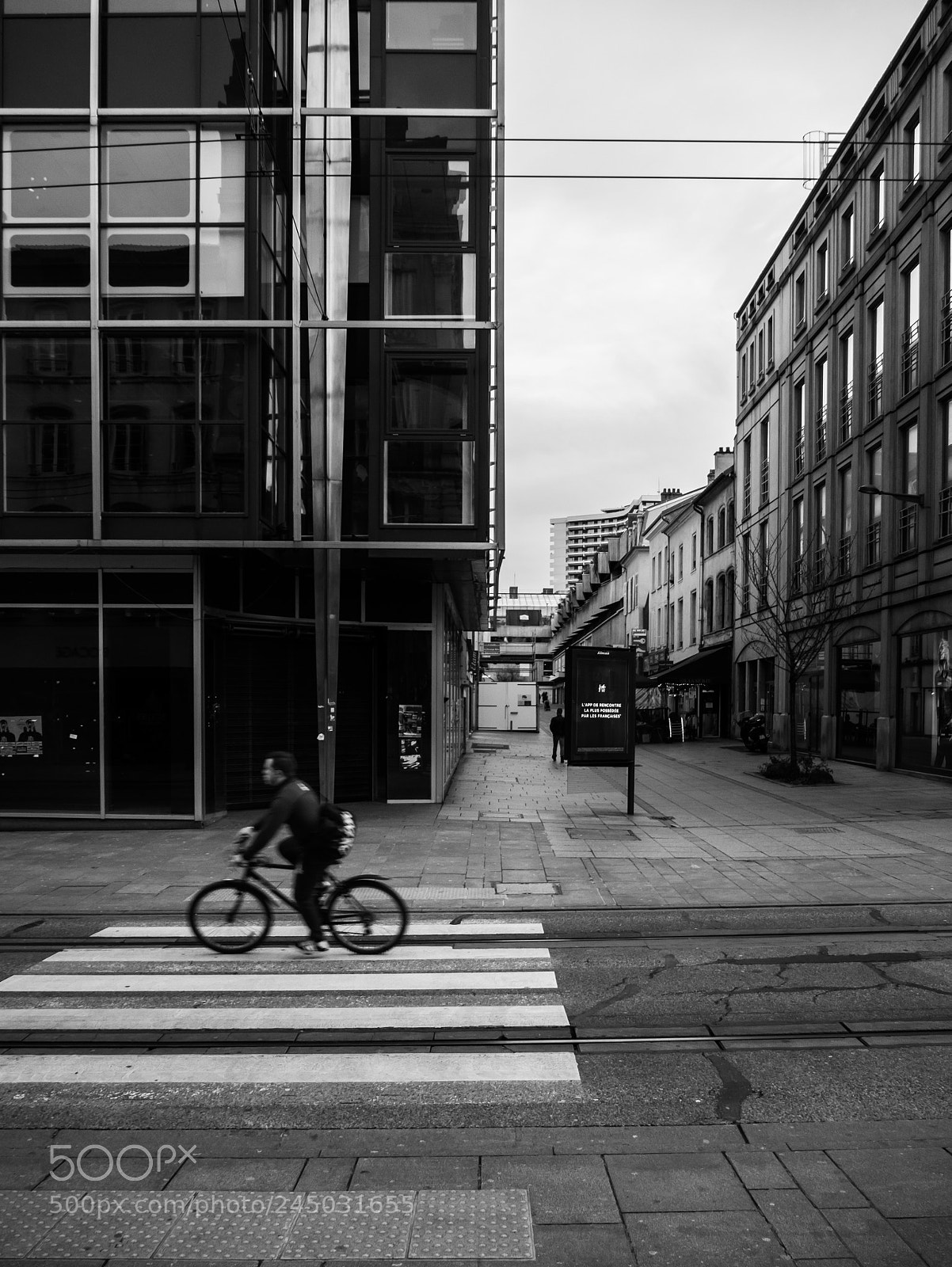 Panasonic Lumix DMC-G7 sample photo. Architectural bike photography
