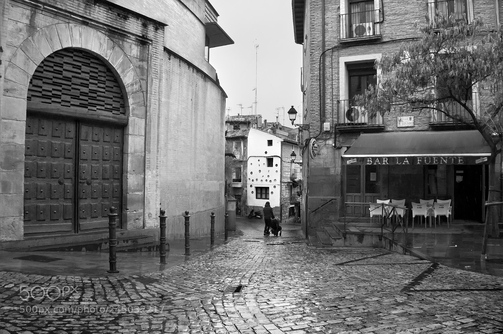 Sony Alpha a5000 (ILCE 5000) sample photo. Rainy day photography