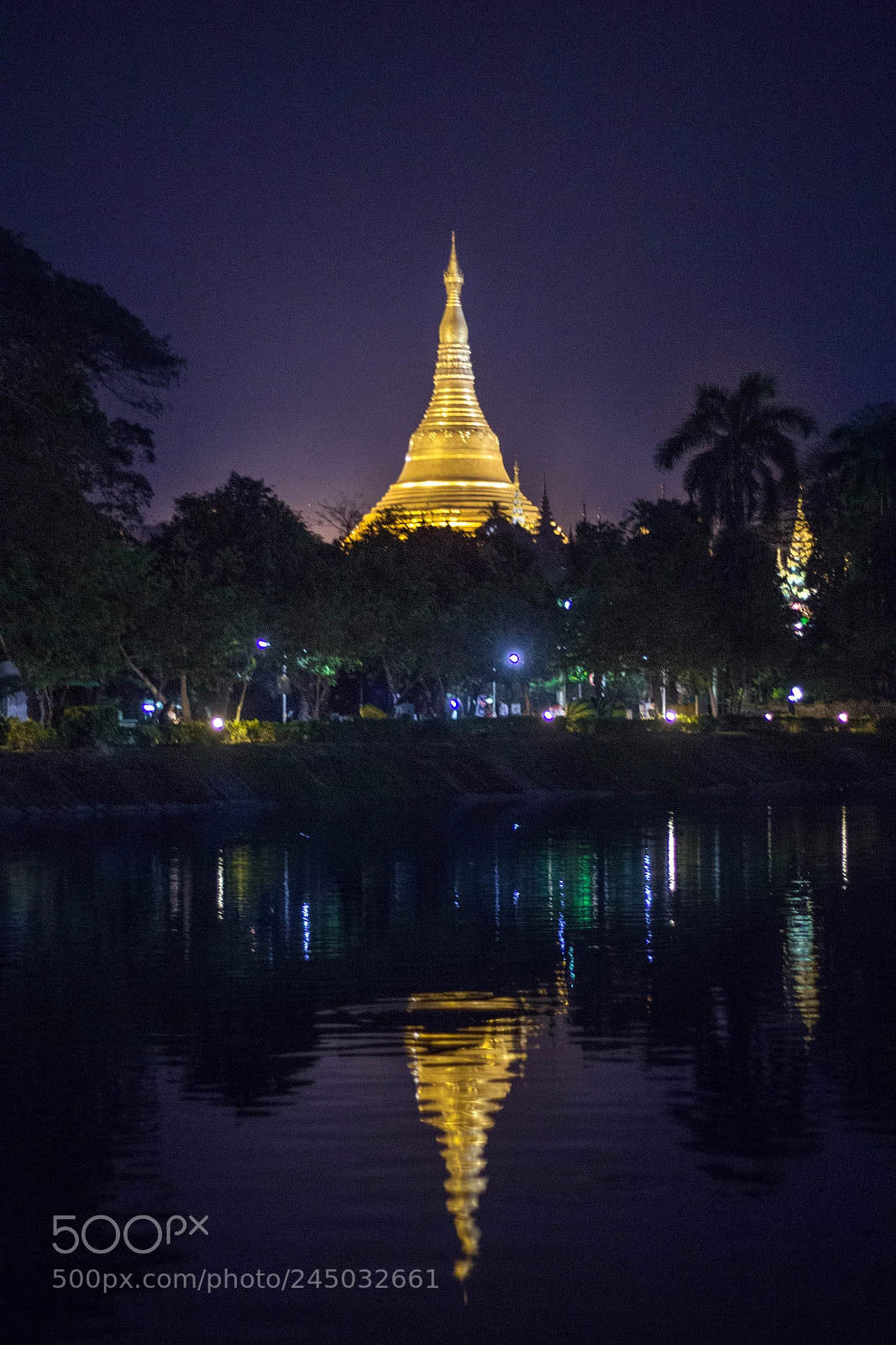 Canon EOS 60D sample photo. Shwe dagon pagoda photography