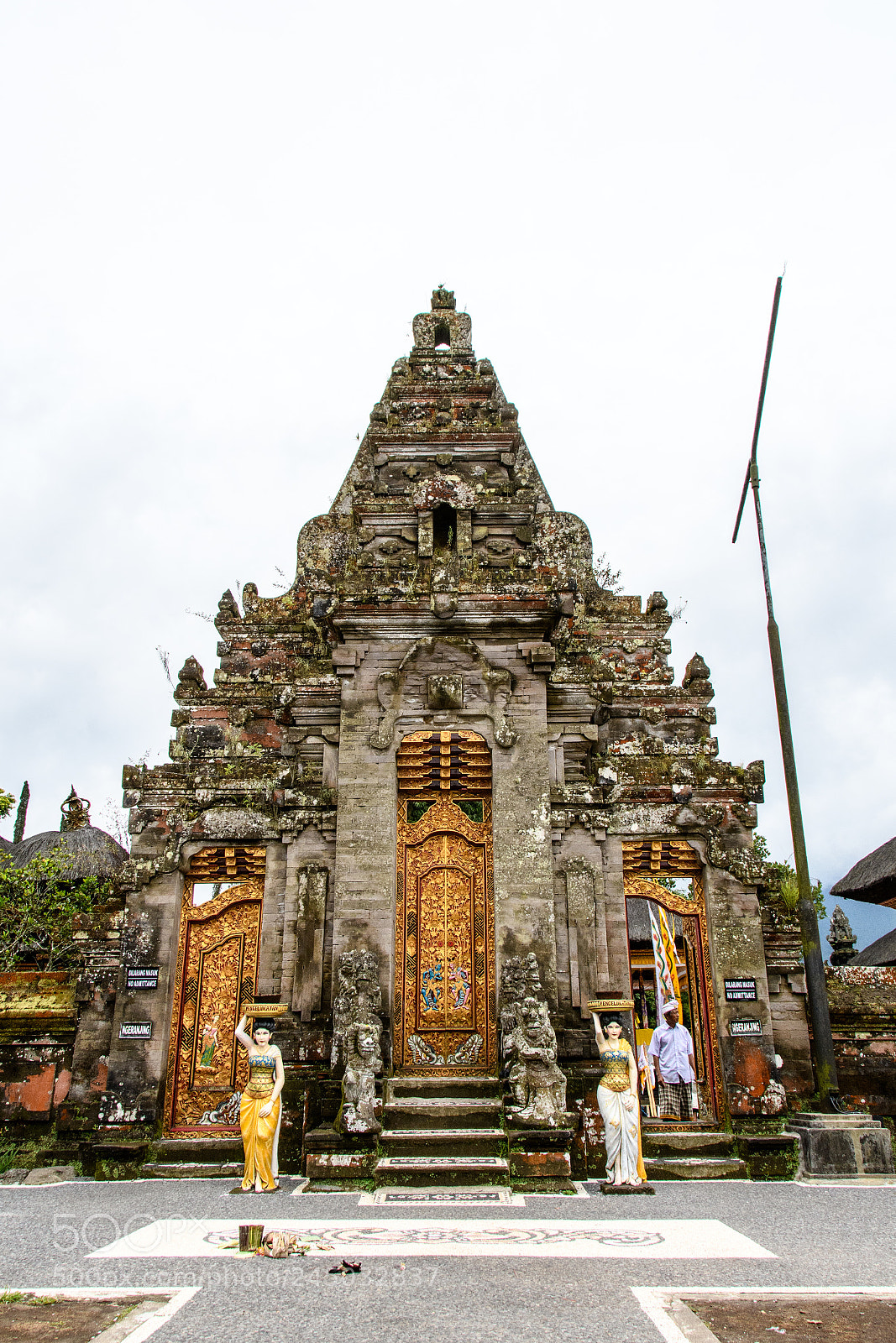 Nikon D7500 sample photo. Temple doors photography