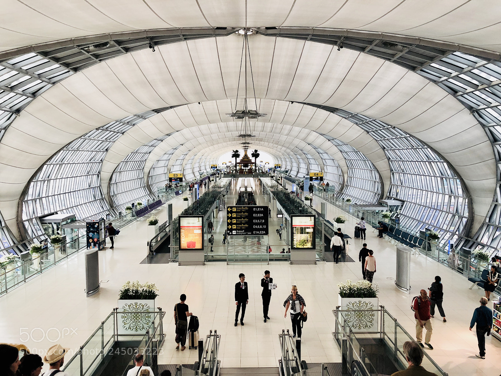 Apple iPhone 8 Plus sample photo. Suvarnabhumi bangkok airport photography