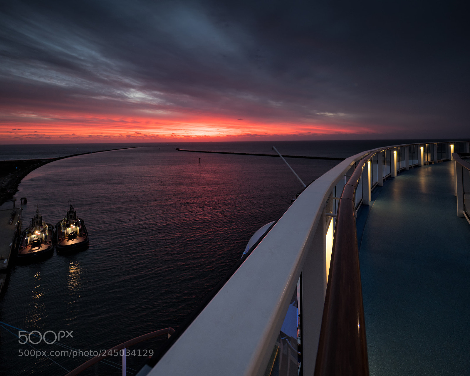 Olympus OM-D E-M1 Mark II sample photo. Sunset over adelaide port photography