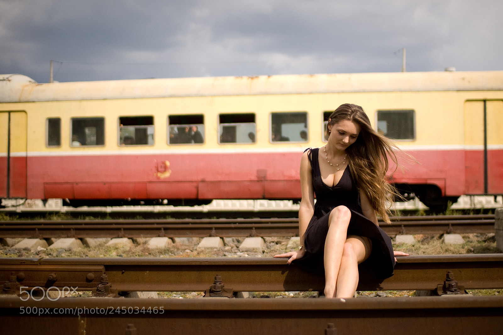 Nikon D40 sample photo. At the train station photography