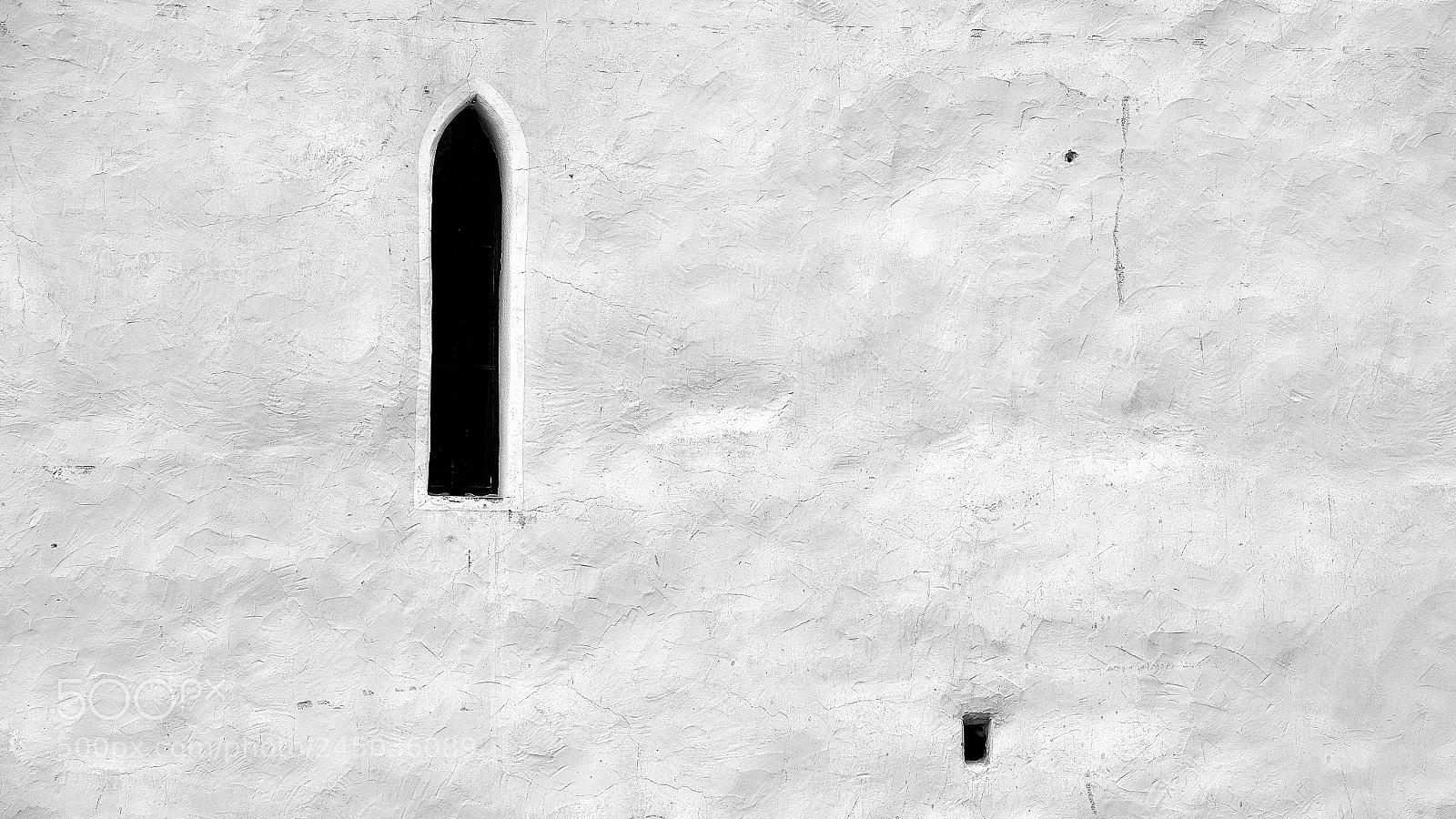Sony Cyber-shot DSC-RX10 III sample photo. Structure on wall photography