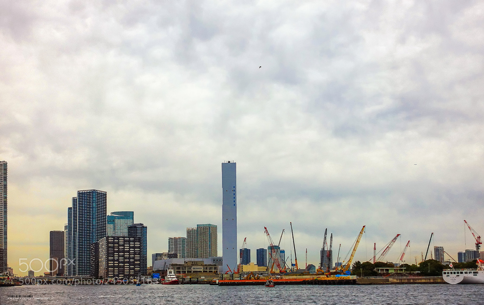 Sony Cyber-shot DSC-RX100 III sample photo. Hinode pier - harbour photography