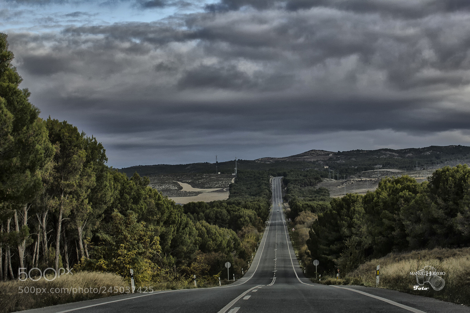 Canon EOS 550D (EOS Rebel T2i / EOS Kiss X4) sample photo. Highway photography