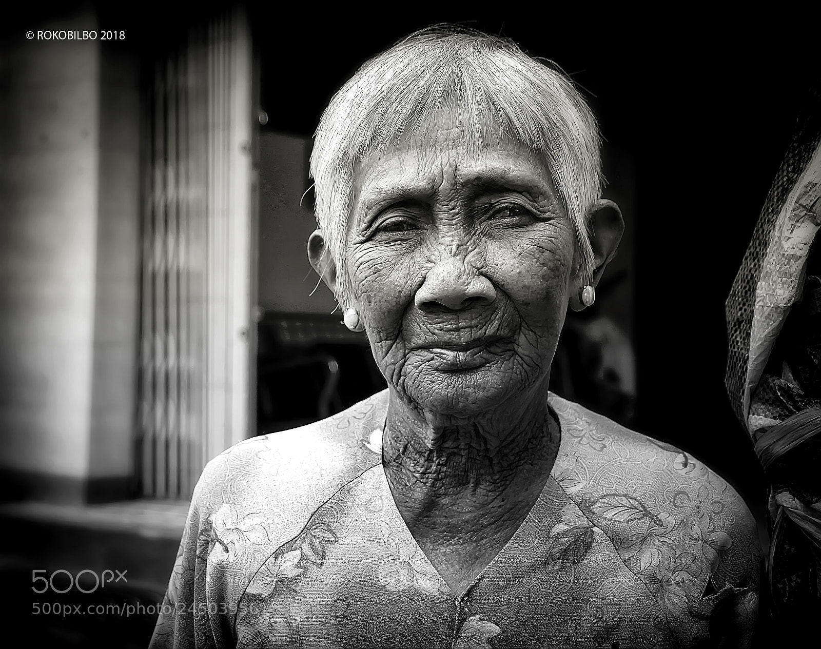 Canon EOS 50D sample photo. Vietnamese people 1 b&n photography