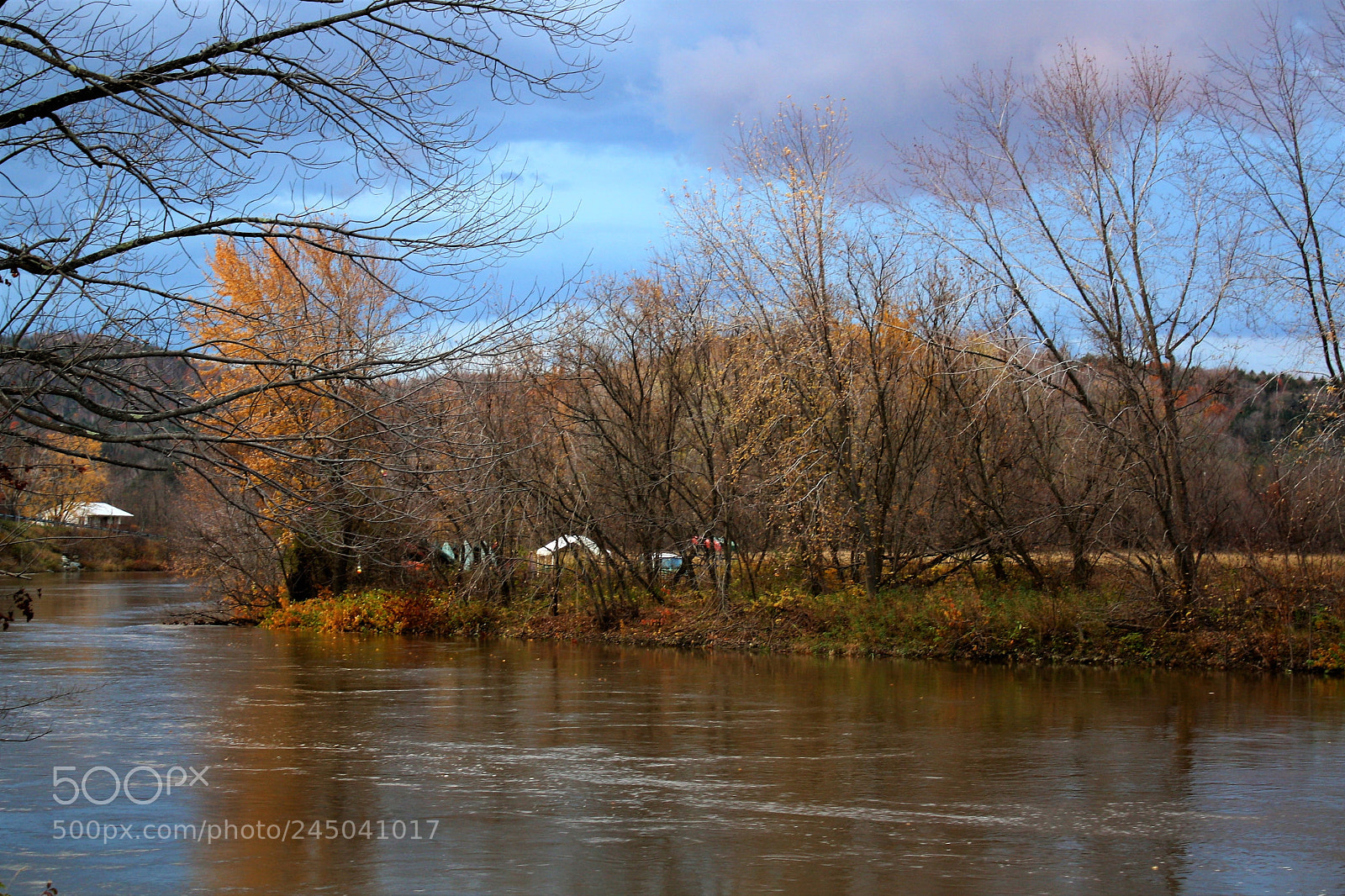 Canon EOS 1000D (EOS Digital Rebel XS / EOS Kiss F) sample photo. River bank photography