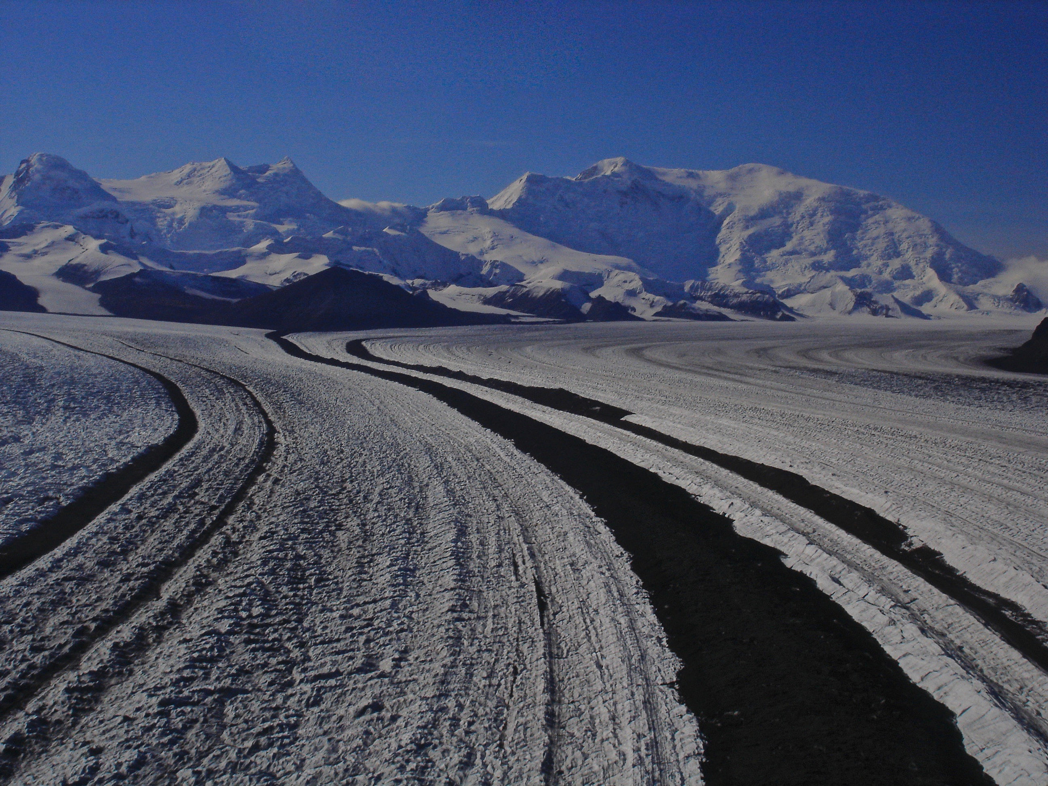 Sony DSC-W1 sample photo. Nabesna glacier photography