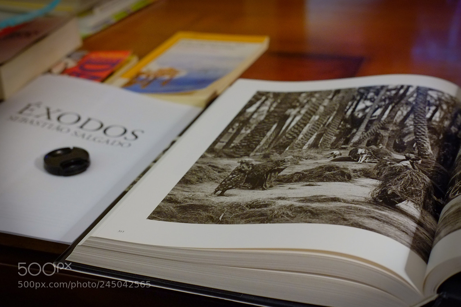 Fujifilm X-Pro1 sample photo. Sunday evening photography
