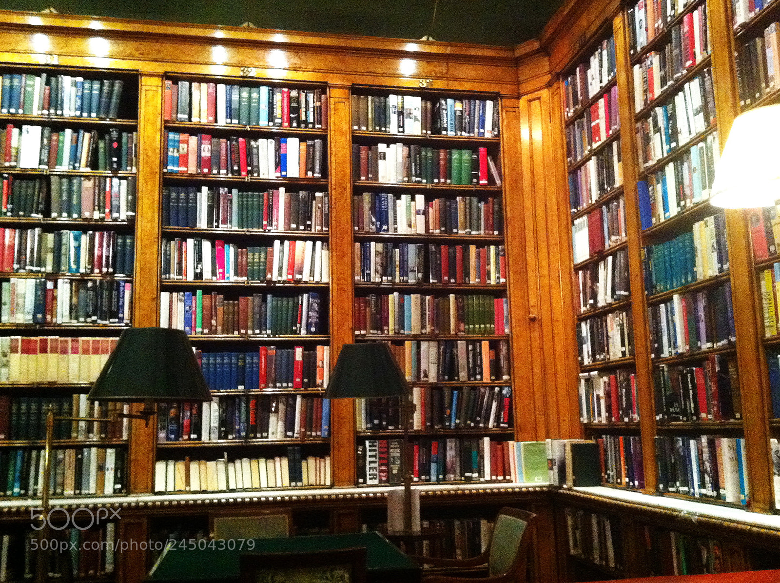 Apple iPhone 4 sample photo. The oxford cambridge club photography