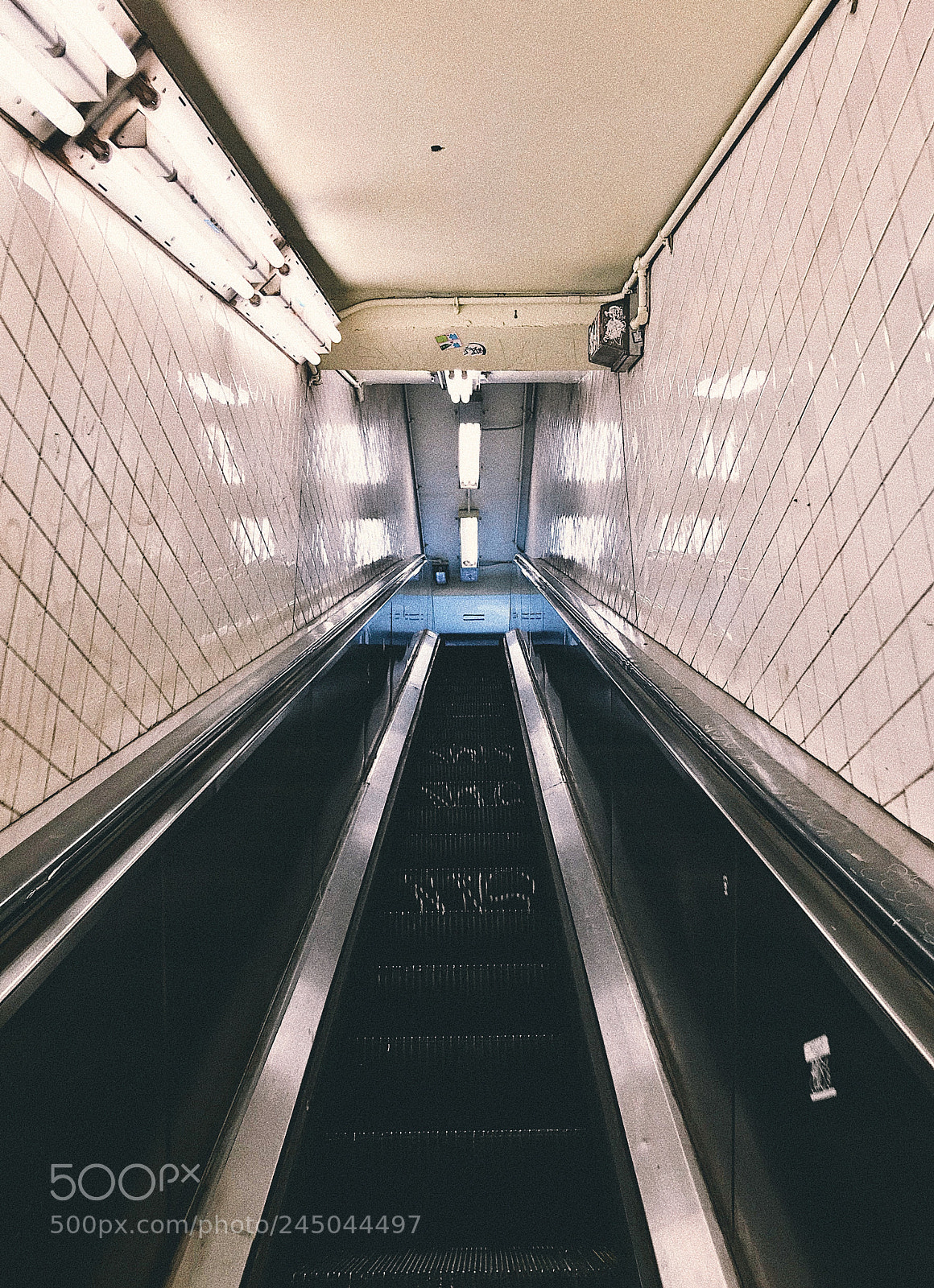 Apple iPhone 7 Plus sample photo. Exit photography